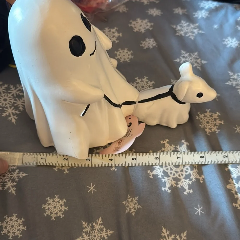 NWT. GOBLIN & GHOUL Ghost Figurine Walking Dog